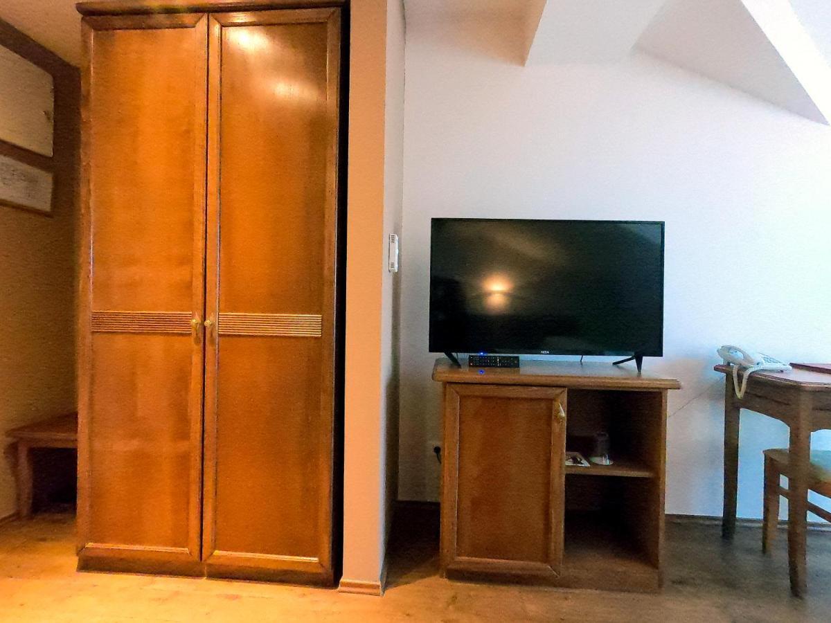 Hotel Pansion Mamica Pušćina Esterno foto